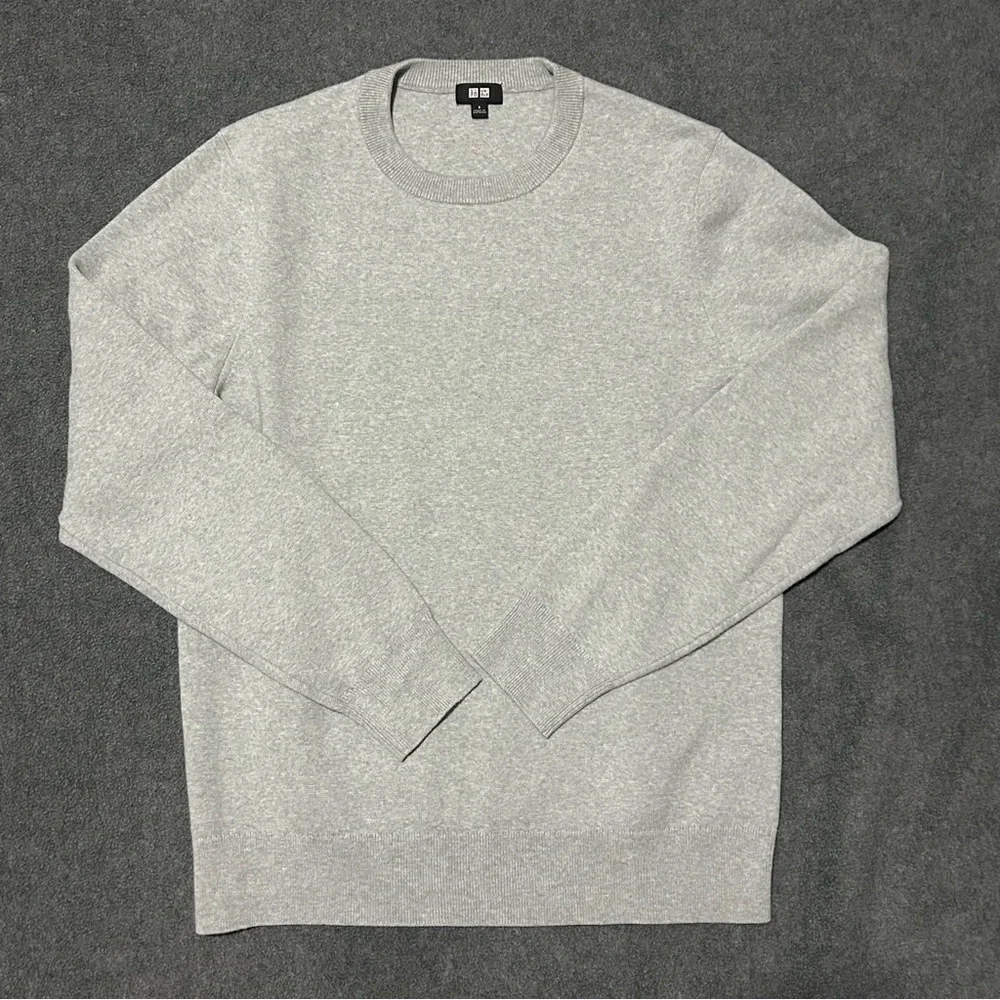 Uniqlo Men’s Cotton Blend Crewneck Sweater in Grey - S